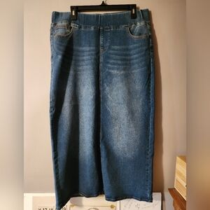 Men's Relaxed Fit Blue Jeans